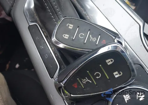 2019 Chevrolet Blazer z USA, uszkodzony, nr VIN 3GNKBGRS6KS702083